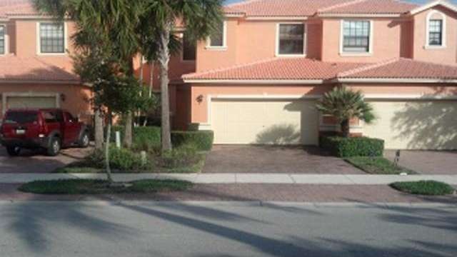 14940 Summit Pl Cir Naples FL Front
