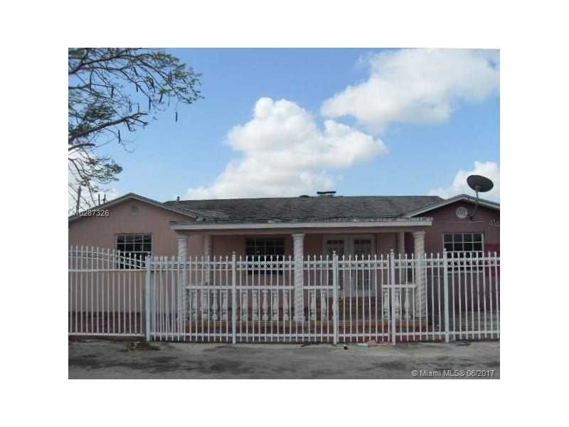 3560 NW 106th St, Miami, FL 33147 - photo 1
