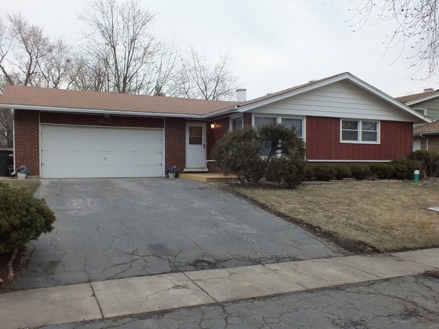 17211 Elm Dr, Hazel Crest, IL 60429 - photo 1