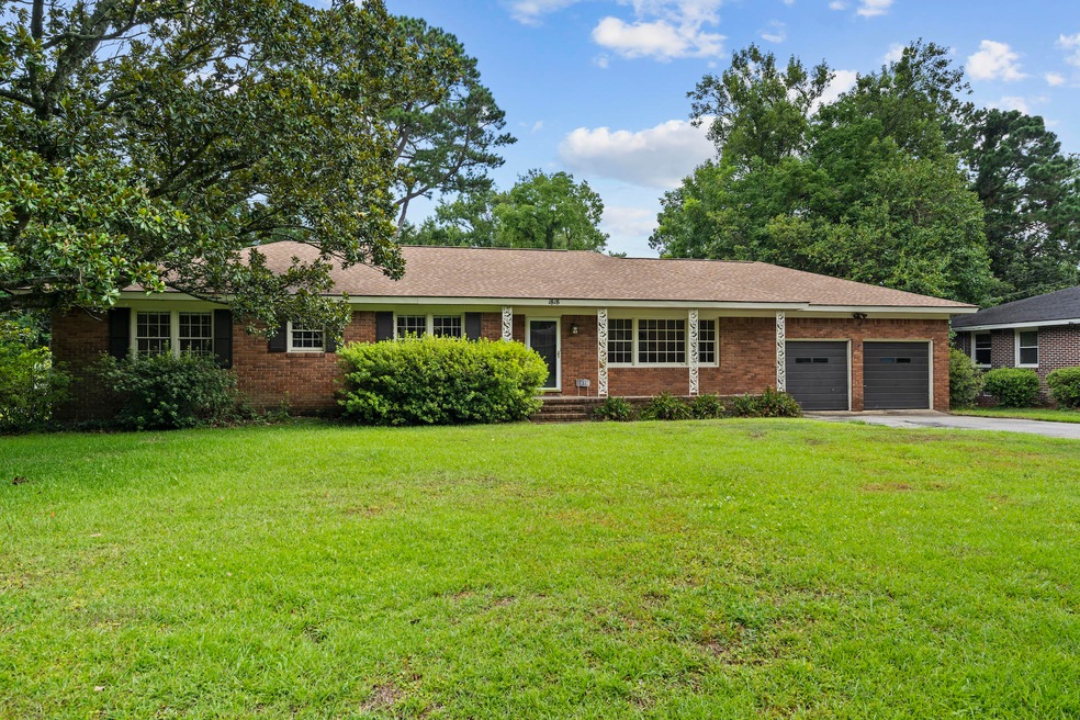 1818 Somserset Circle