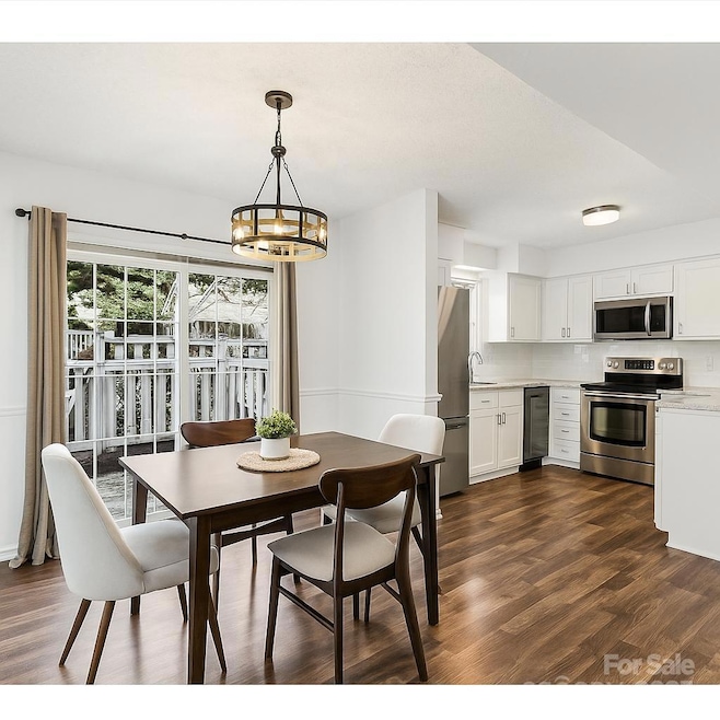 8510 Castle Pine Ct unit 2, Charlotte, NC 28226 - photo 1