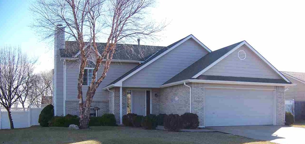 Nicely landscaped yard and entry