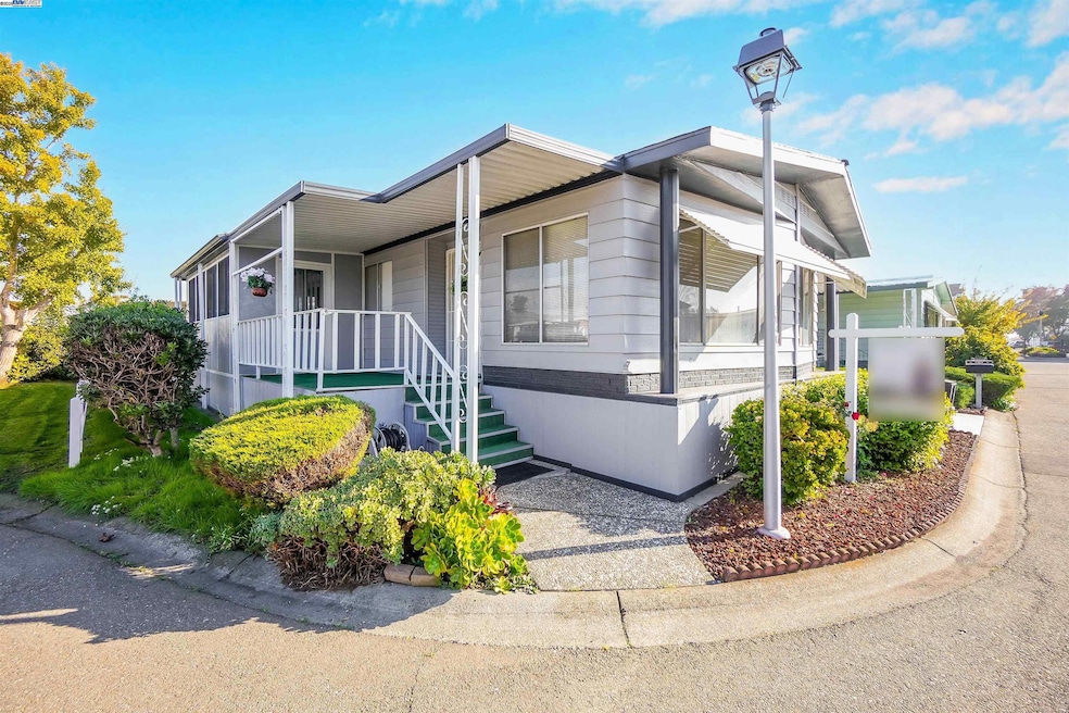 29050 Westminster Ct, Hayward, CA 94544 - photo 1