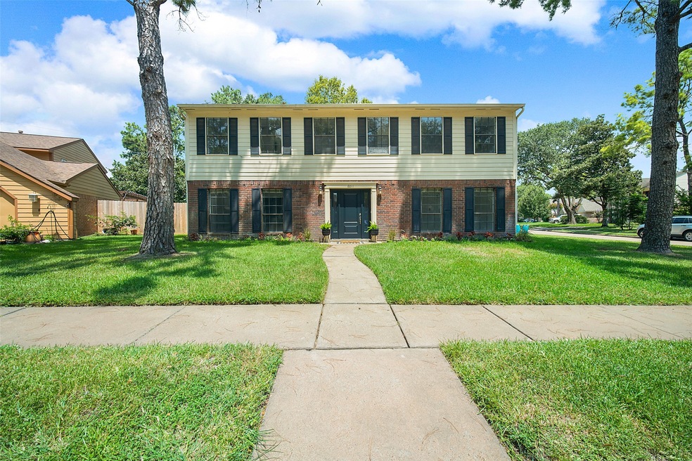 8011 Pinyon Creek Ct, Houston, TX 77095 - photo 1