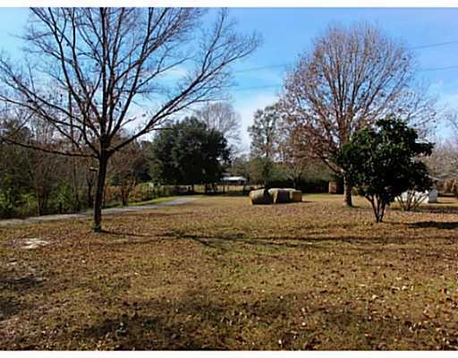 282 Clarence Bonnett Rd, Lucedale, MS 39452 - photo 1
