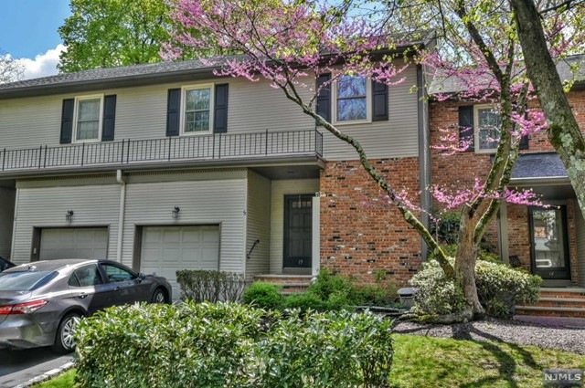 15 Allison Ct, Allendale, NJ 07401 - photo 1