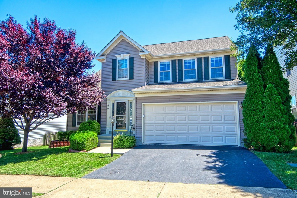 6705 Sutton Oaks Way, Gainesville, VA 20155 - photo 1