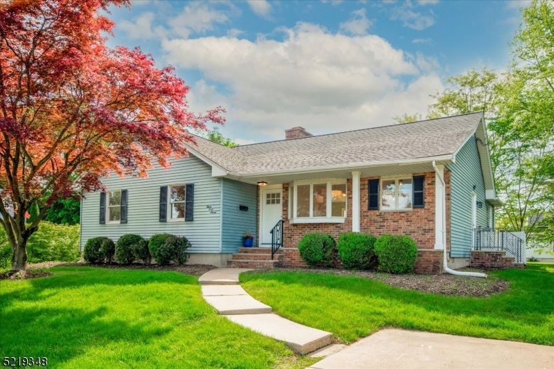 347 N 9th Ave, Manville, NJ 08835 - photo 1