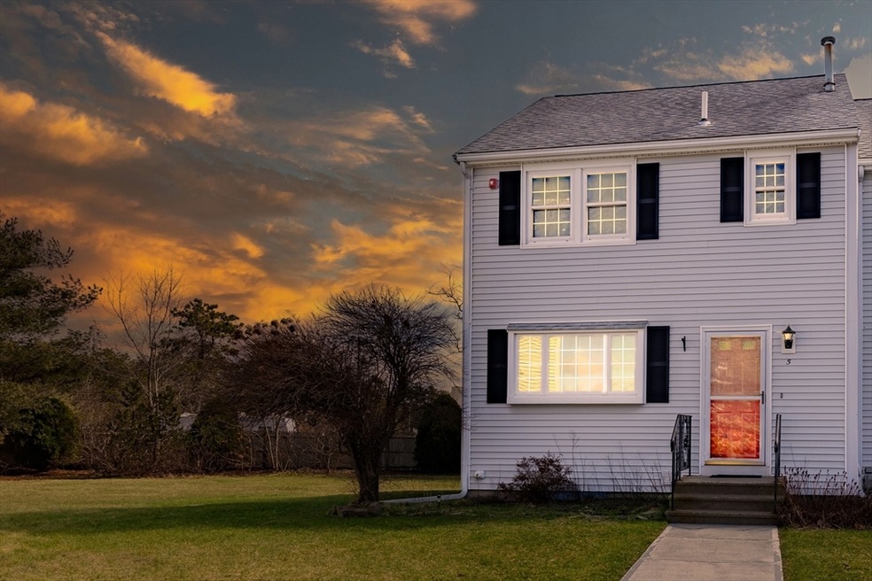 Sold $325,000 • Co-Listing Agent