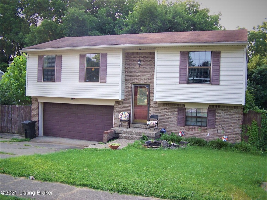 8509 Roseborough Rd, Louisville, KY 40228 - photo 1