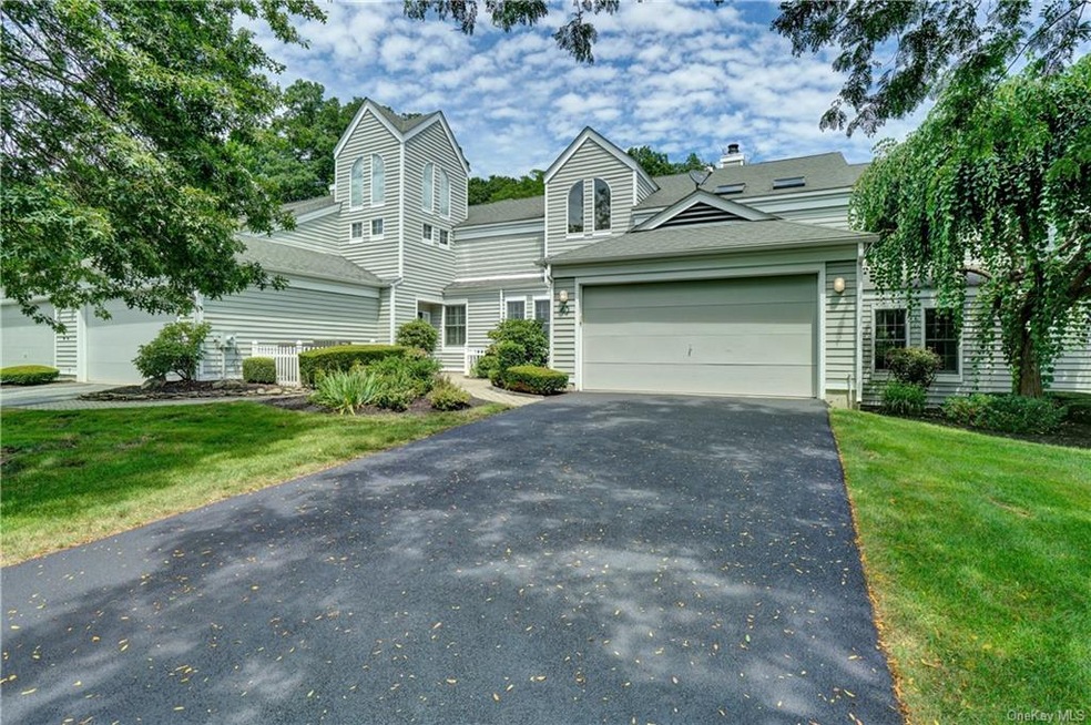 40 Woodlands Dr, Tuxedo Park, NY 10987 - photo 1