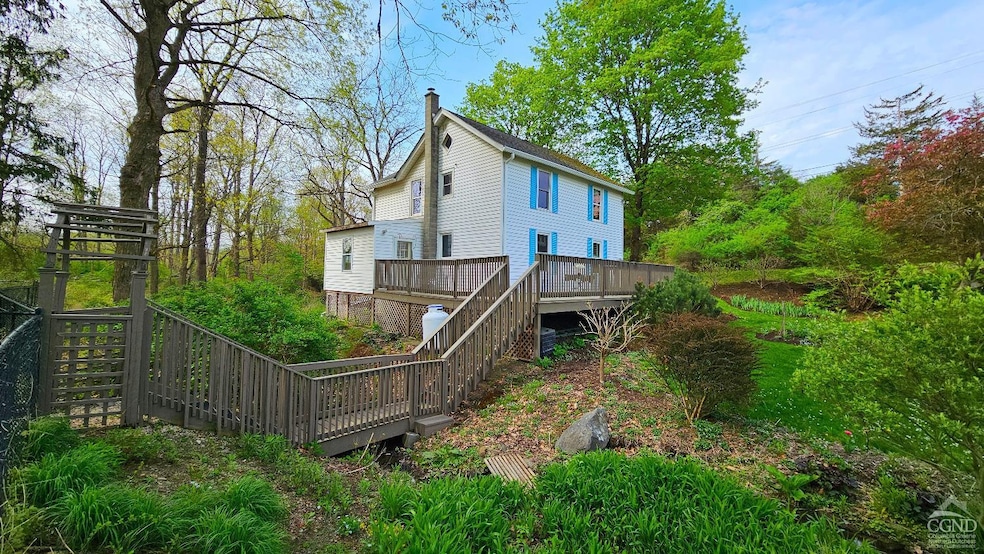 Sold $405,000