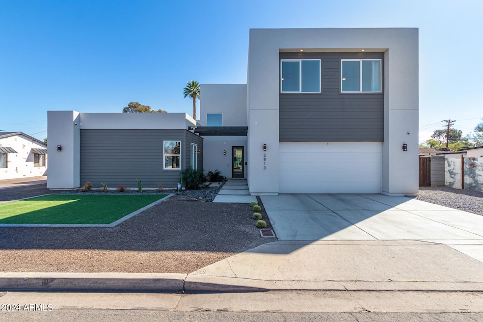 2813 N 29th Pl. 85008