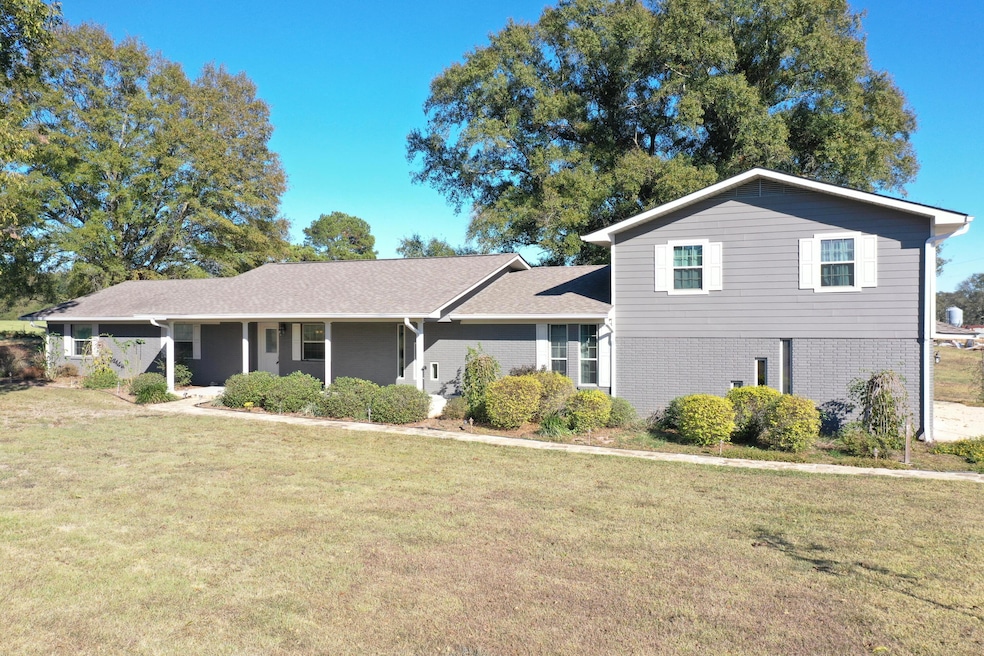 148 Johnny Watkins Rd, Laurel, MS 39443 - photo 1