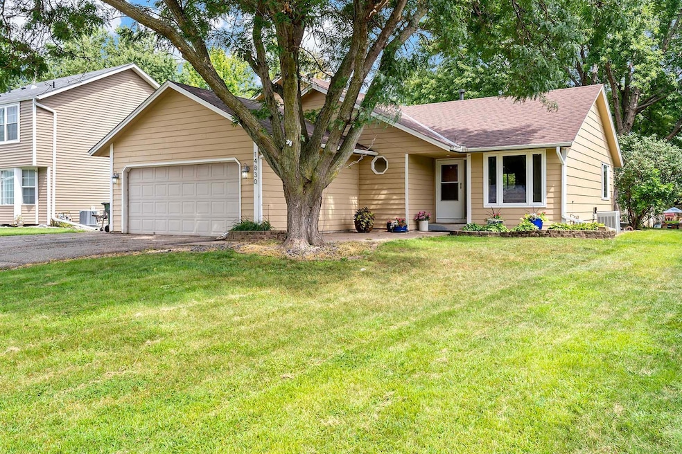 Pending $385,000 • Co-Listing Agent