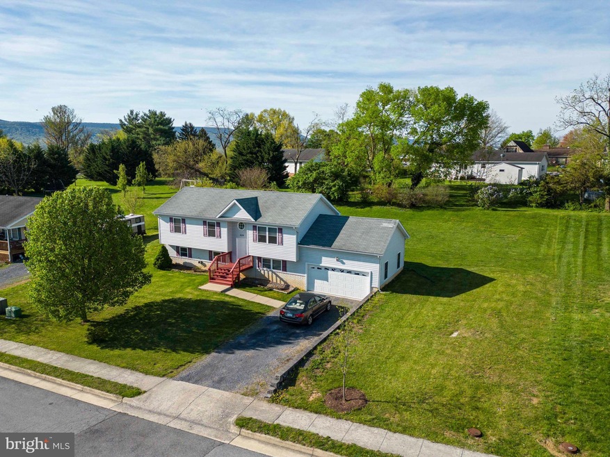 509 Morrison Dr, Woodstock, VA 22664 - photo 1