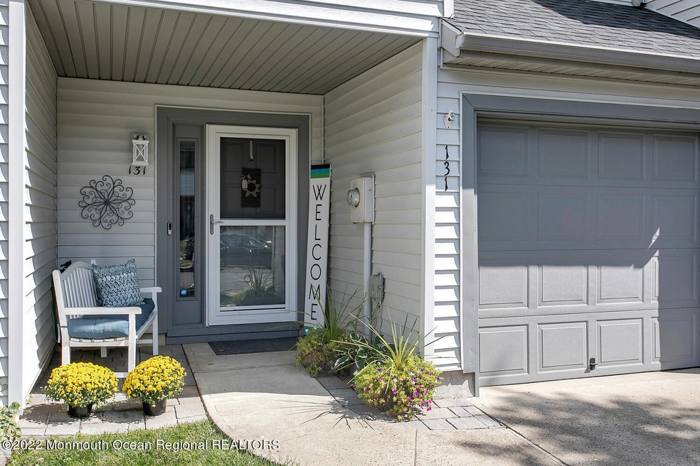 131 Lexington Cir, Matawan, NJ 07747 - photo 1