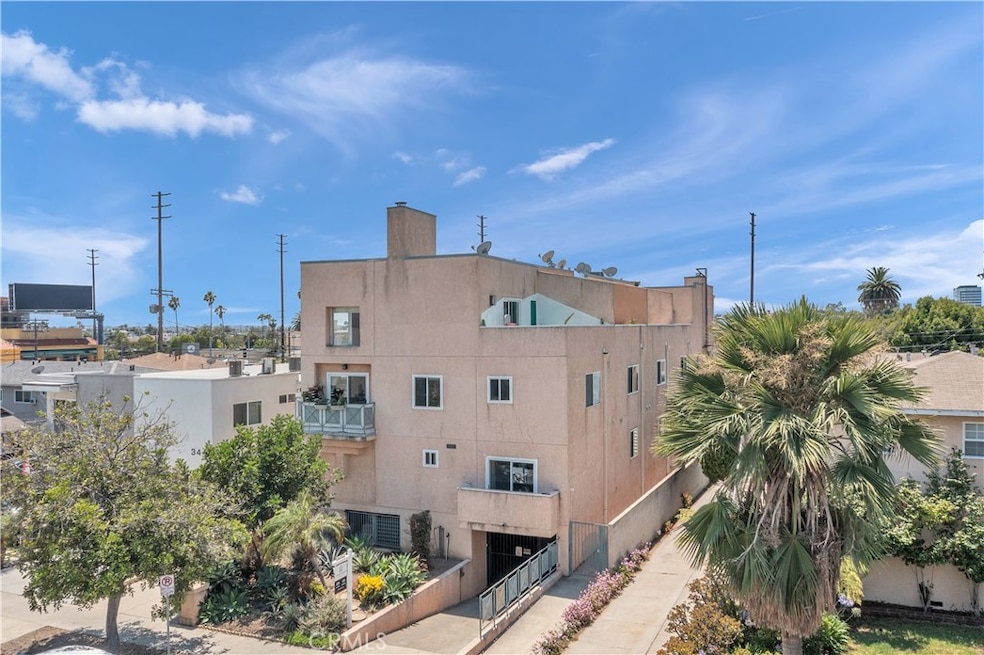 Sold $950,000 • Co-Listing Agent