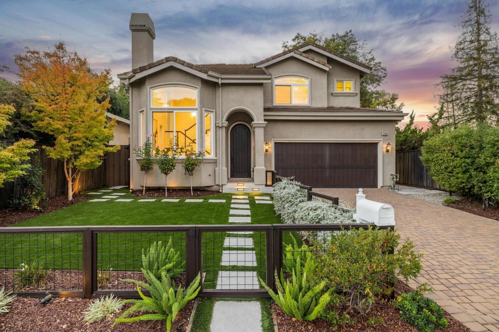 Pending $4,198,000 • Co-Listing Agent