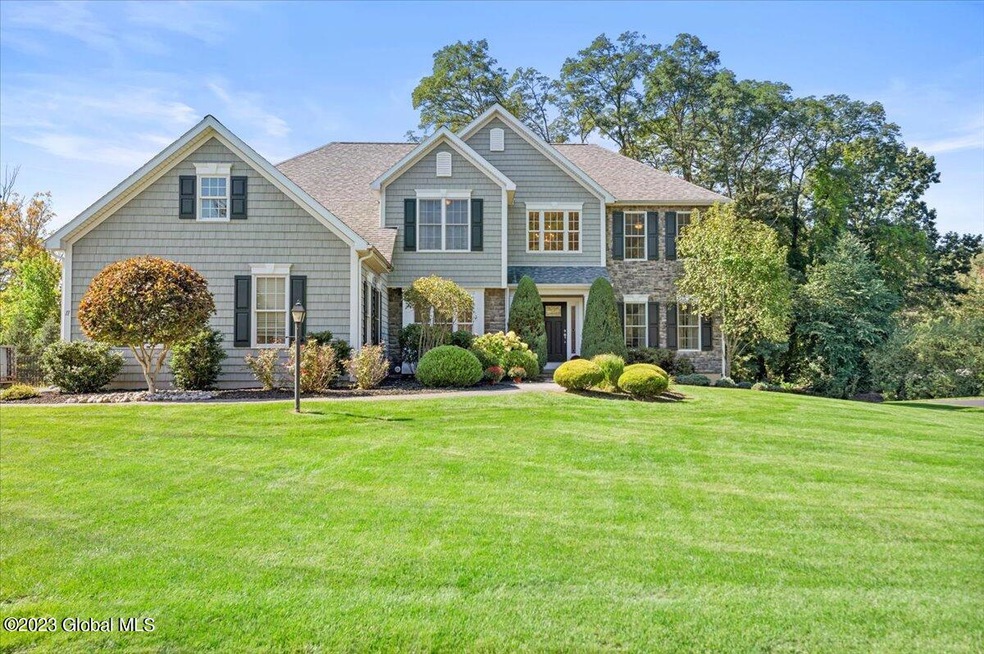 11 Haawk Ct, Delmar, NY 12054 - photo 1