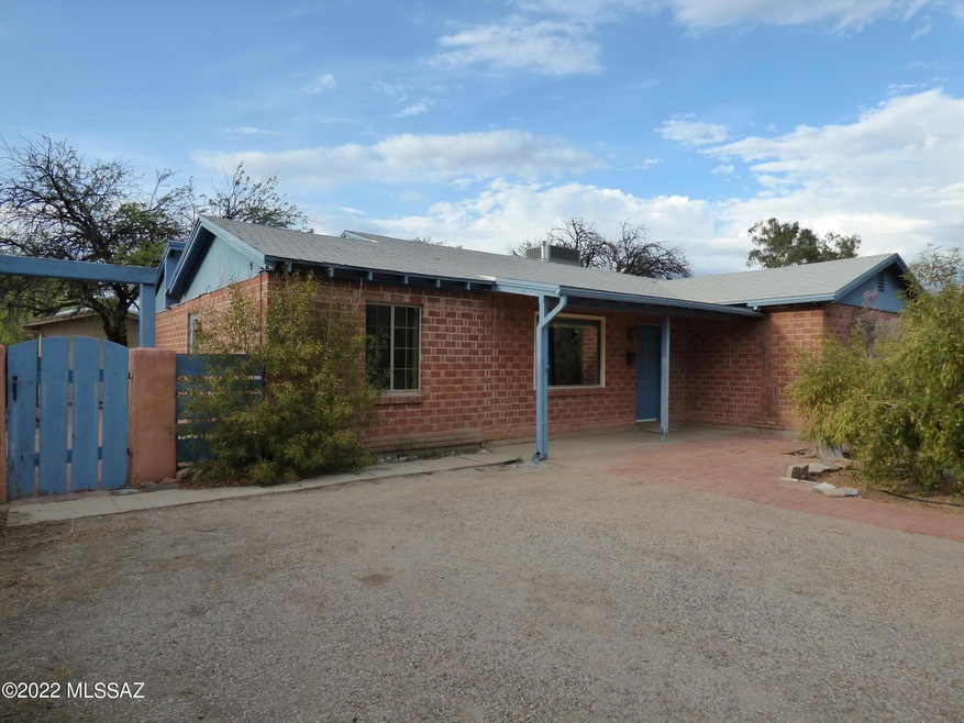 2533 E La Madera Drive, Tucson AZ