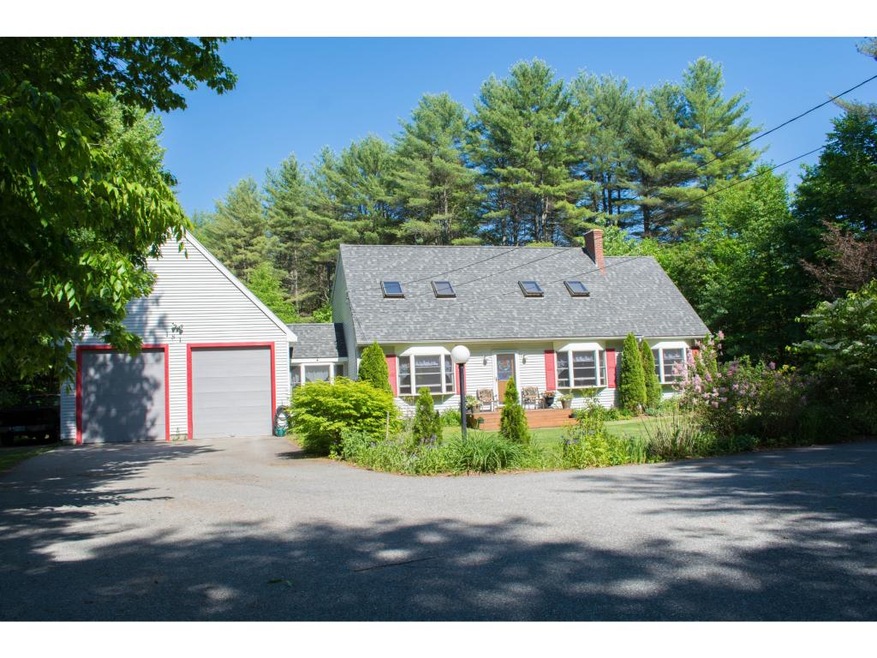 181 Bog Rd, Hillsborough, NH 03244 - photo 1