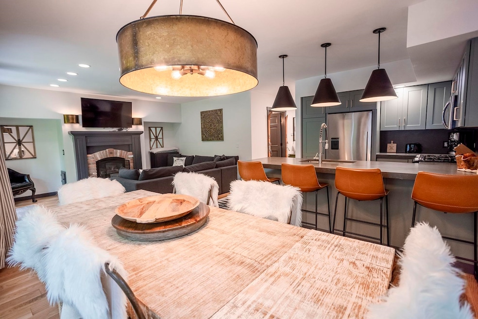 Under Contract $939,000