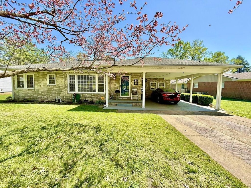 Pending $229,900