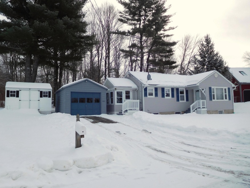 11 Jenkins St, Lewiston, ME 04240 - photo 1