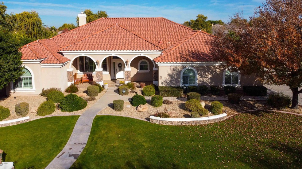 2964 E Palo Verde Street-52