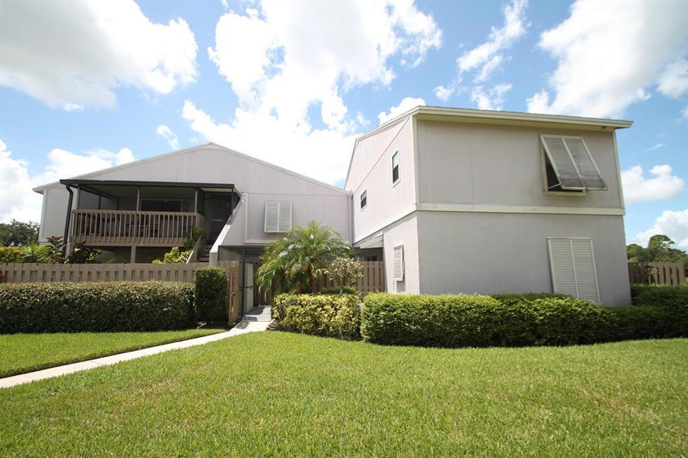 1184 Breezy Way unit 6, Sebastian, FL 32958 - photo 1