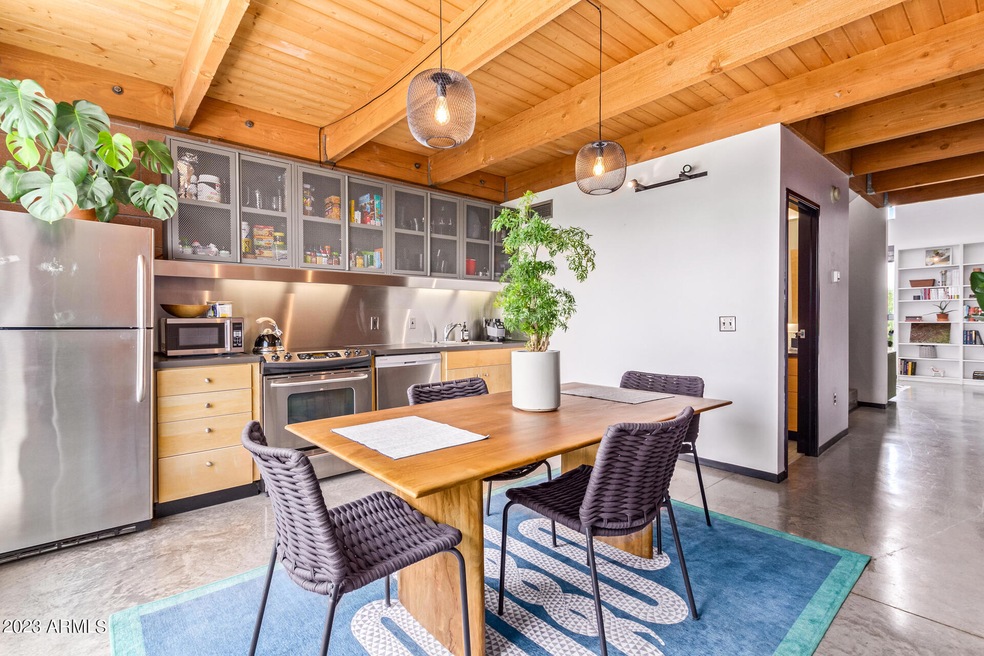 Bright & Open Kitchen