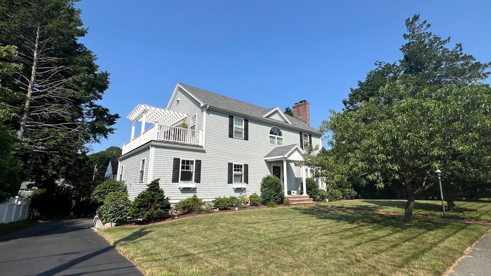 19 Bluebird Rd, Wellesley Hills, MA 02481 - photo 1