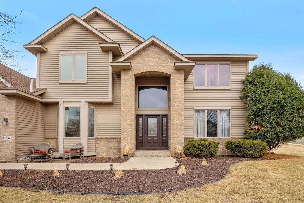 Pending $489,900