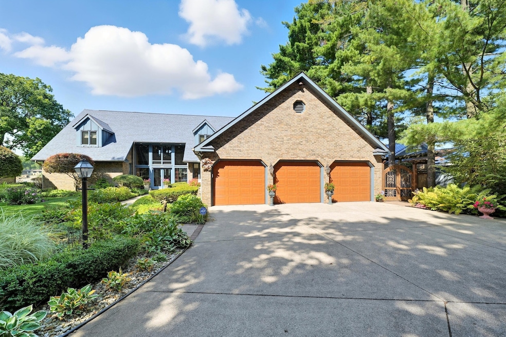 769 River Pointe Place, Mishawaka, IN 46544 - photo 1