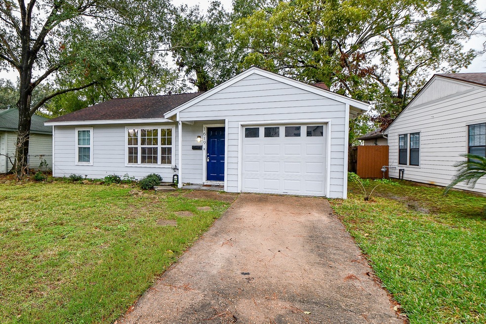 1619 Viking Dr, Houston, TX 77018 - photo 1