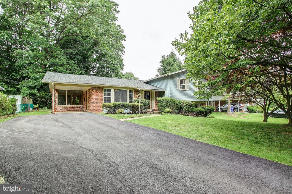 12824 Camellia Dr, Silver Spring, MD 20906 - photo 1