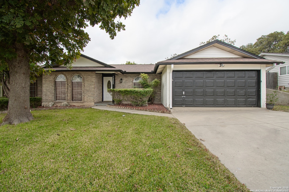 12605 Moss Hollow Ct, San Antonio, TX 78233 - photo 1