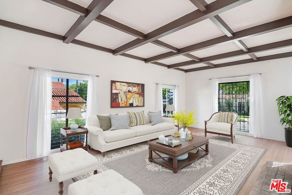 Sold $3,327,000 • Co-Listing Agent