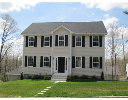 30 Oxford Rd, Cumberland, RI 02864 - photo 1