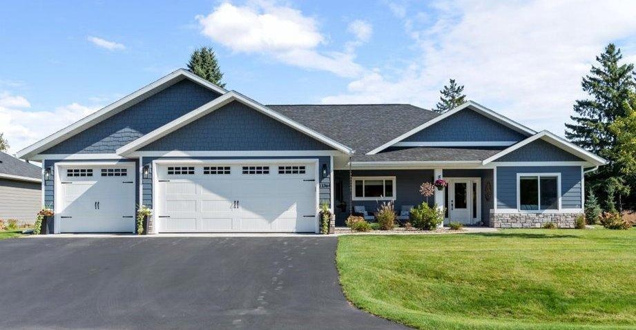 For Sale $698,000 • Co-Listing Agent