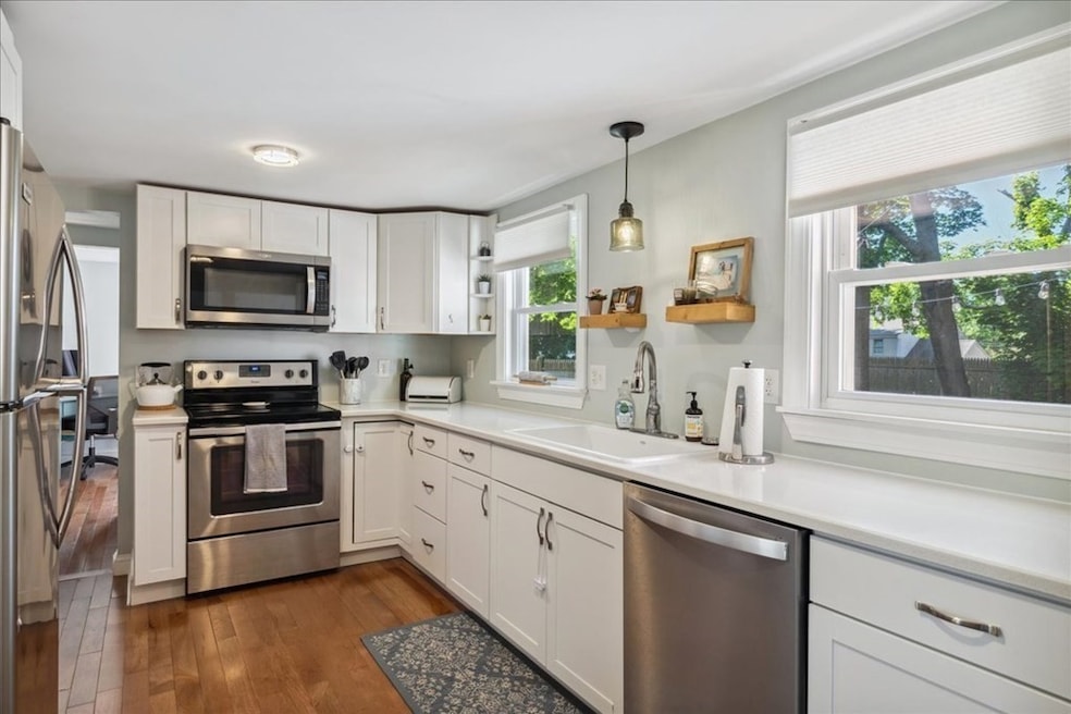 25 Andrew Rd, South Weymouth, MA 02190 - photo 1