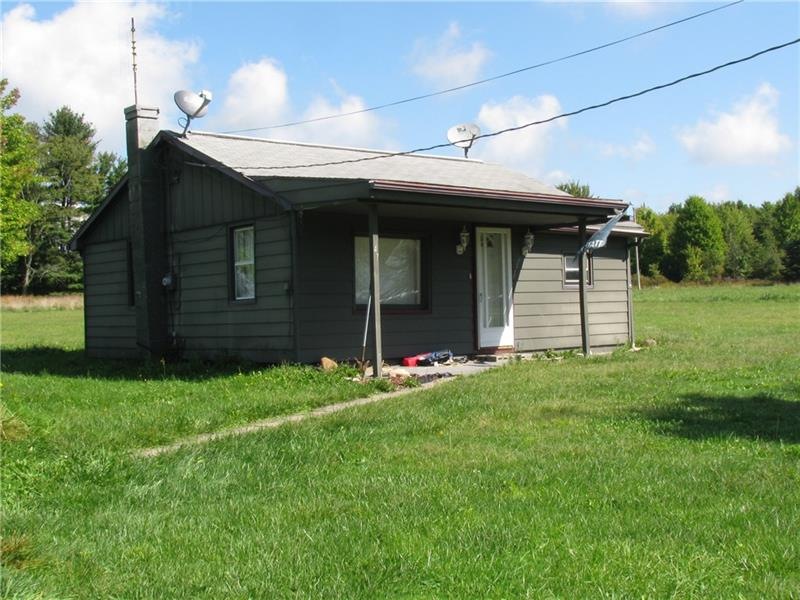 SINGLE STORY HOME ON 2 ACRES REYNOLDS SCHOOL DISTR