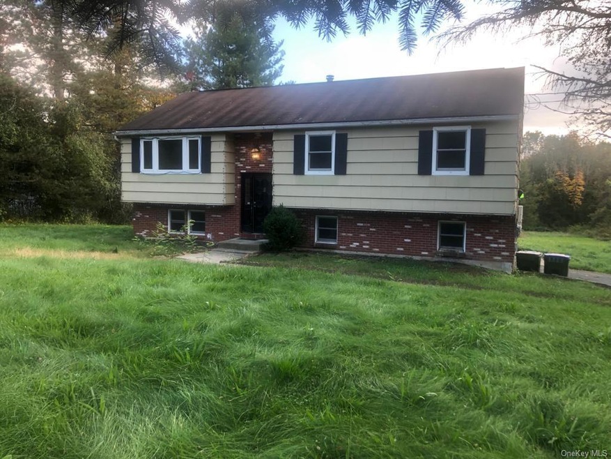 51 Greycourt Rd, Chester, NY 10918 - photo 1