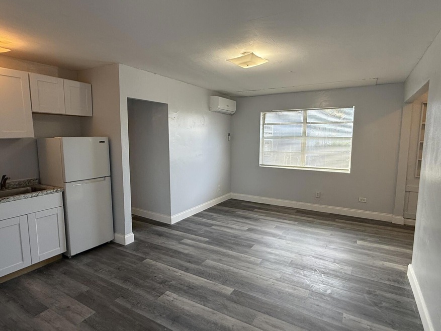 131 E 27th St unit 1, Riviera Beach, FL 33404 - photo 1