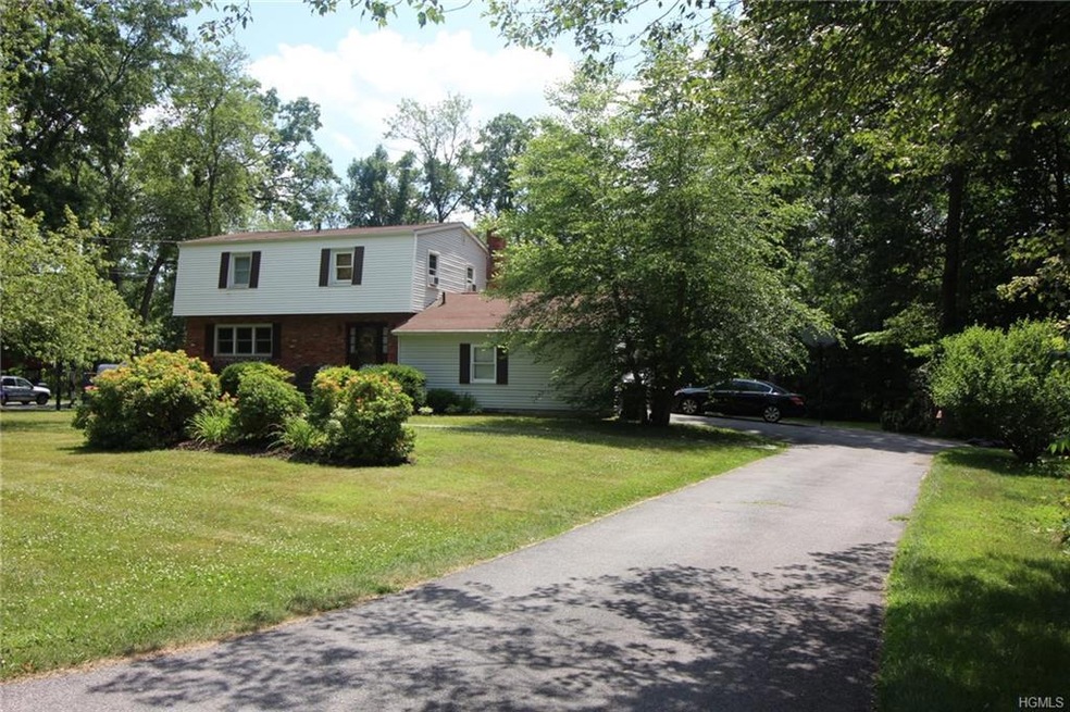 9 Montfort Woods Rd, Wappingers Falls, NY 12590 - photo 1