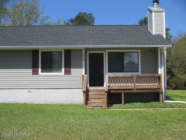 1810 Countrywood Blvd, Jacksonville, NC 28540 - photo 1