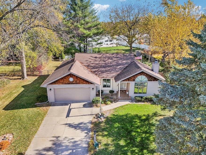 720 Stafford Rd, Janesville, WI 53546 - photo 1