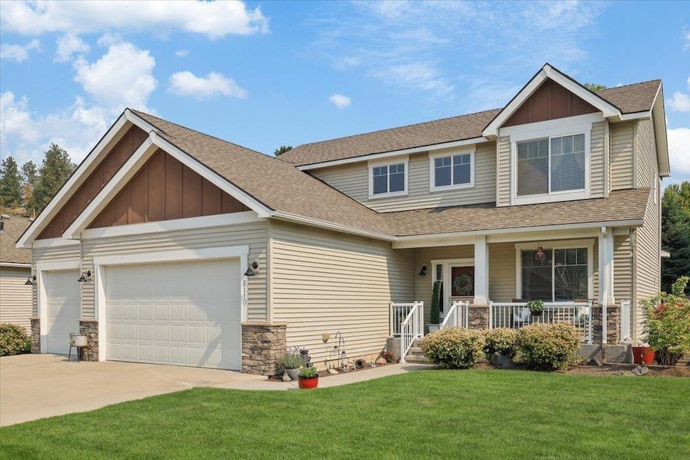 For Sale $499,900 • Co-Listing Agent