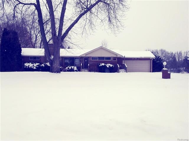 1044 West Rowland.jpg